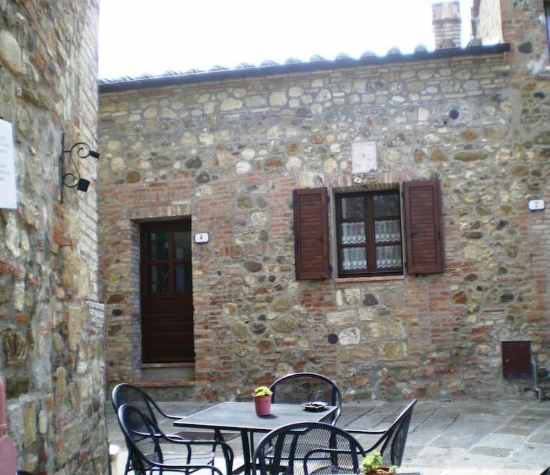 Villa Marta Contignano Exterior photo